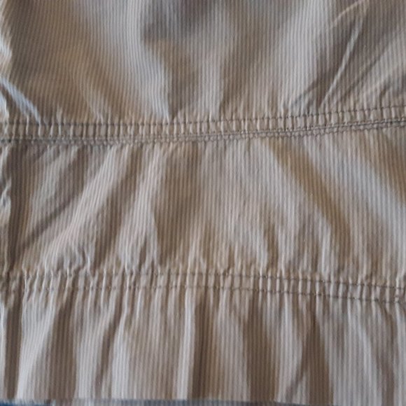 SALE EUC Aeropostale Grey Shorts/Skimmer 7/8 - Picture 12 of 12